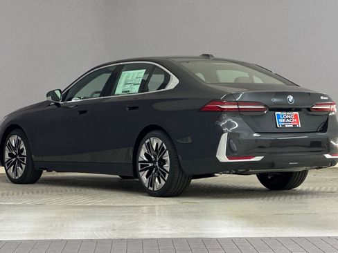 New 2026 BMW 530i image 3