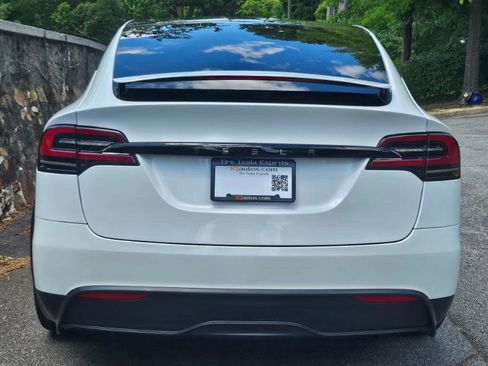 Used 2023 Tesla Model X AWD/4WD image 9