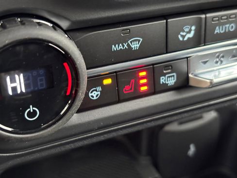 New 2025 Ford Bronco Outer Banks w/ Sasquatch Package image 23