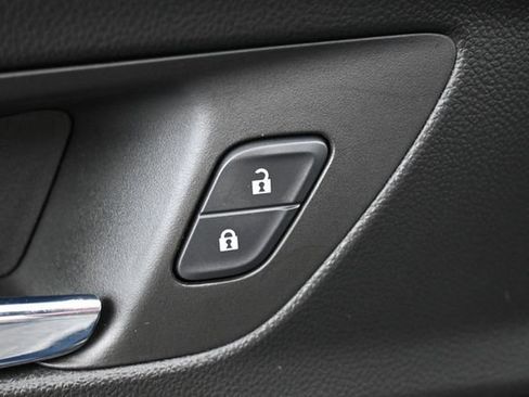 Used 2022 Chevrolet TrailBlazer RS FWD image 15