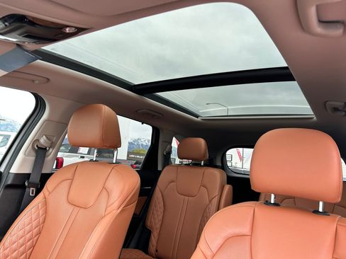 Used 2023 Kia Sorento SX Prestige image 30