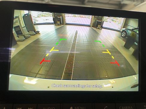 Used 2025 Nissan Sentra SR FWD image 8
