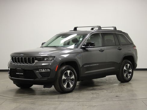 Used 2022 Jeep Grand Cherokee Limited 4xe image 4