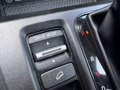 Used 2024 Honda CR-V Sport-L image 31