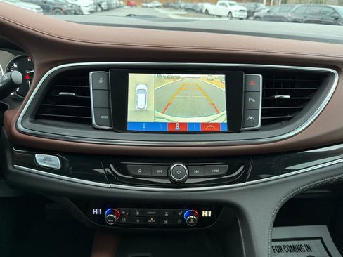 Used 2019 Buick Enclave Avenir w/ Avenir Technology Package image 19