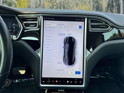 Used 2014 Tesla Model S RWD image 16