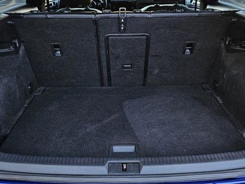 Used 2018 Volkswagen Golf R 4-Door image 19