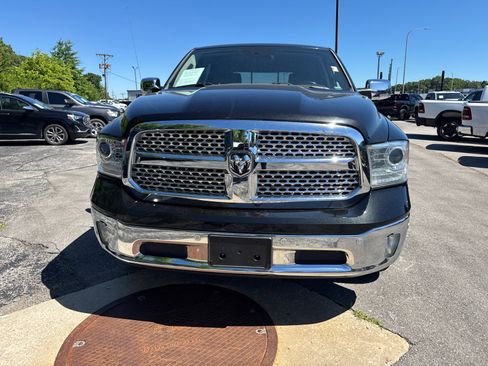 Used 2016 RAM 1500 Laramie w/ Convenience Group AWD/4WD image 2