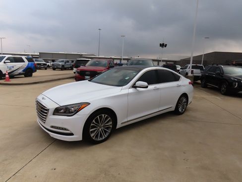 Used 2017 Genesis G80 3.8 w/ Option Group 03 image 2