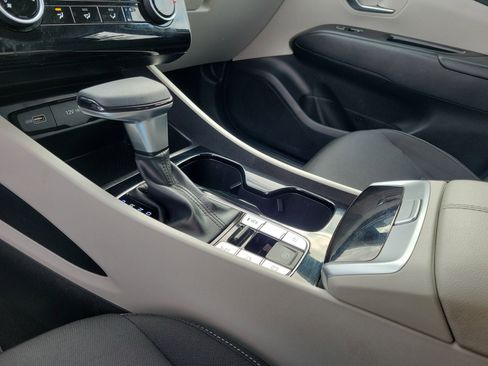 Used 2023 Hyundai Tucson SE image 29