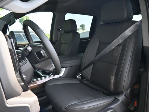 Used 2026 Chevrolet Silverado 2500 LT w/ Safety Package AWD/4WD image 16