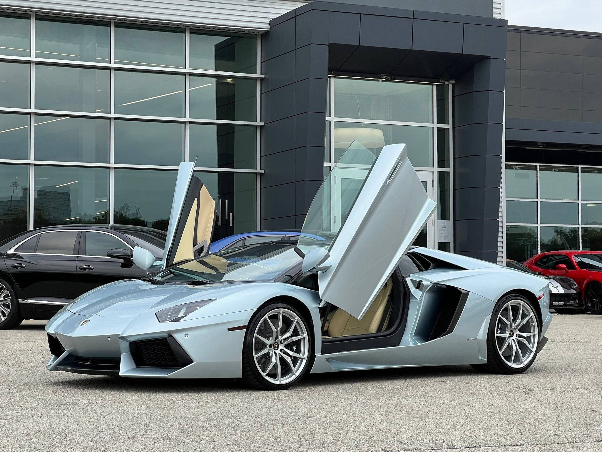 Used 2013 Lamborghini Aventador LP 700-4 AWD/4WD image 8