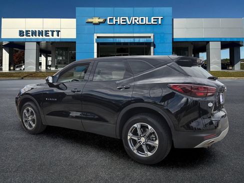 Used 2025 Chevrolet Blazer LT FWD image 5