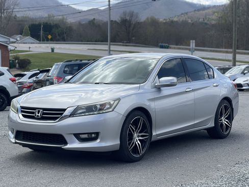 Used 2015 Honda Accord EX-L image 7