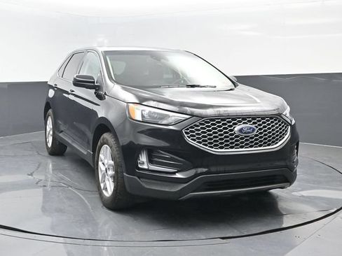 Used 2023 Ford Edge SEL w/ Convenience Package AWD/4WD image 2