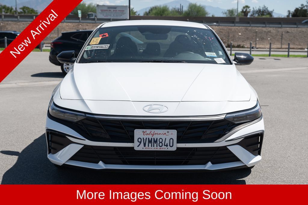 Used 2026 Hyundai Elantra Sport FWD image 2