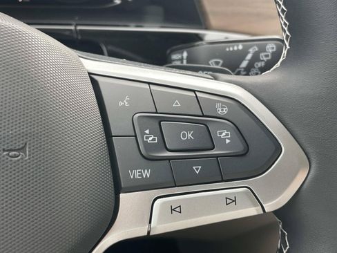 New 2026 Volkswagen Atlas SE FWD image 23