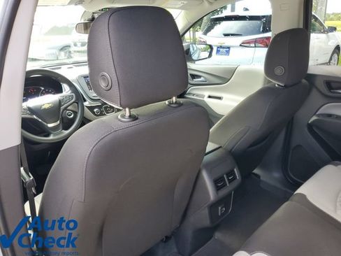 Used 2022 Chevrolet Equinox LS w/ LS Convenience Package FWD image 11