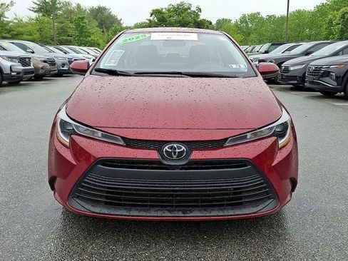 Certified 2025 Toyota Corolla LE FWD image 2