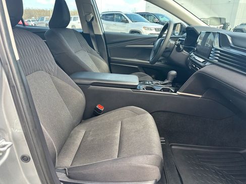 Used 2025 Toyota Camry LE w/ Convenience Package FWD image 22