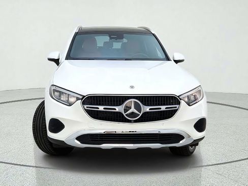 Certified 2026 Mercedes-Benz GLC 300 image 3