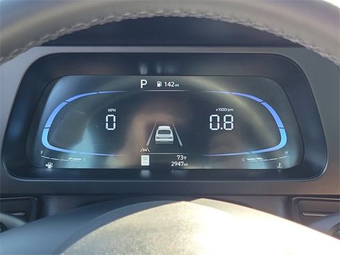 Used 2025 Hyundai Elantra Sport image 7