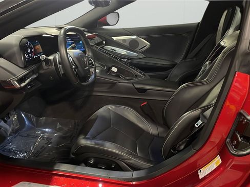 Used 2024 Chevrolet Corvette Stingray Preferred Conv w/ Z51 Performance Package RWD image 10