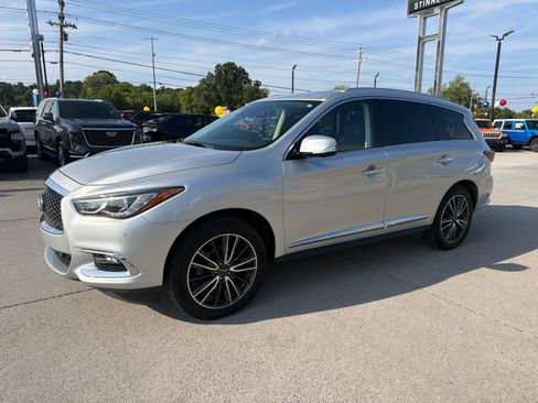 Used 2018 INFINITI QX60 Luxe w/ Deluxe Technology Package AWD/4WD image 5