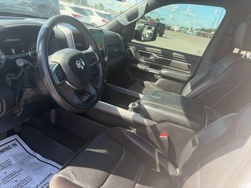 Used 2023 RAM 1500 Laramie AWD/4WD image 16