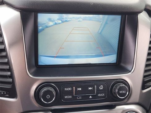 Used 2020 Chevrolet Suburban Premier image 25