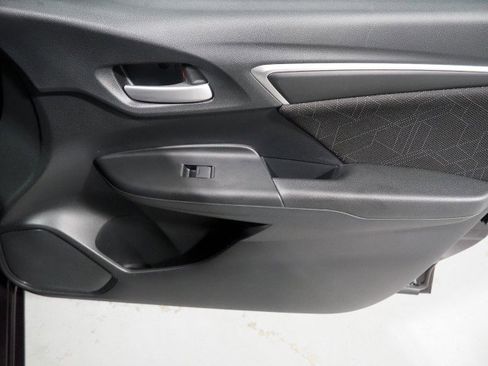 Used 2015 Honda Fit EX image 49