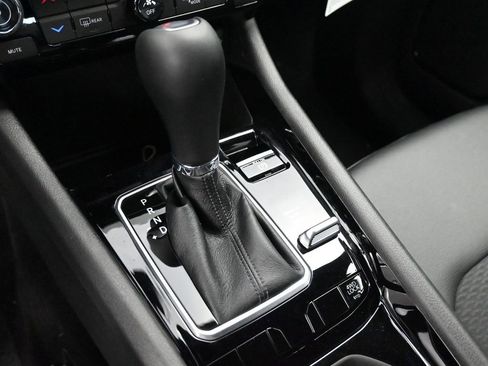 New 2026 Jeep Compass Latitude image 16