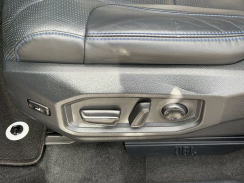 Used 2023 Toyota Tundra Platinum AWD/4WD image 24