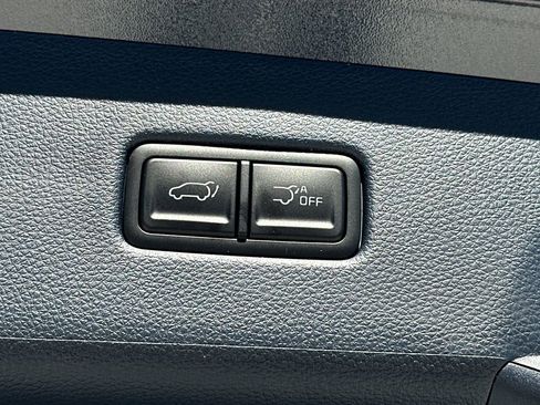 New 2026 Kia Carnival EX FWD image 7