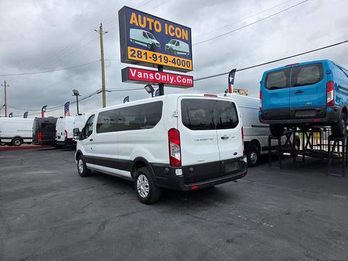 Used 2024 Ford Transit 350 XLT RWD image 28