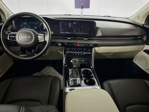 Used 2023 Kia Carnival SX image 25