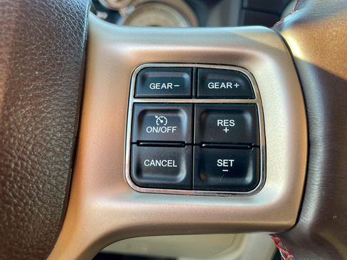 Used 2018 RAM 1500 Laramie Longhorn w/ Longhorn Southfork Package image 19