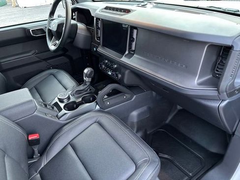 New 2025 Ford Bronco Badlands w/ Sasquatch Package image 26