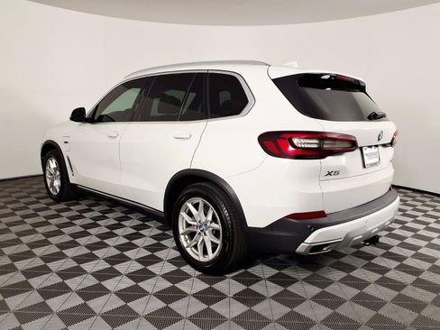 Used 2022 BMW X5 xDrive45e AWD/4WD image 6