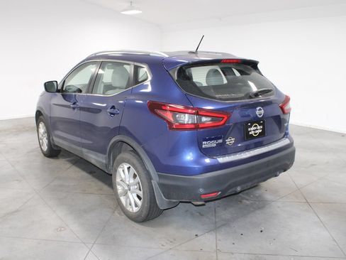 Used 2020 Nissan Rogue Sport SV FWD image 7