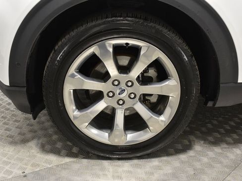 Used 2020 Ford Explorer Platinum w/ Premium Technology Package image 37