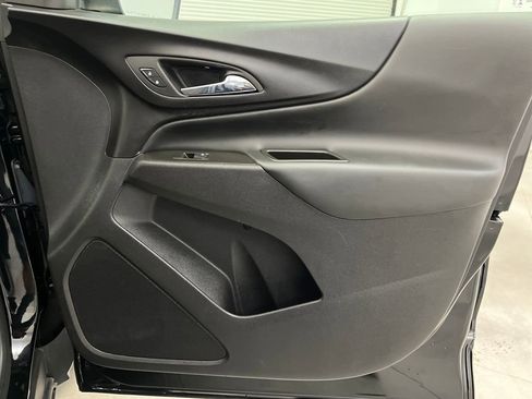 Used 2024 Chevrolet Equinox LT image 23
