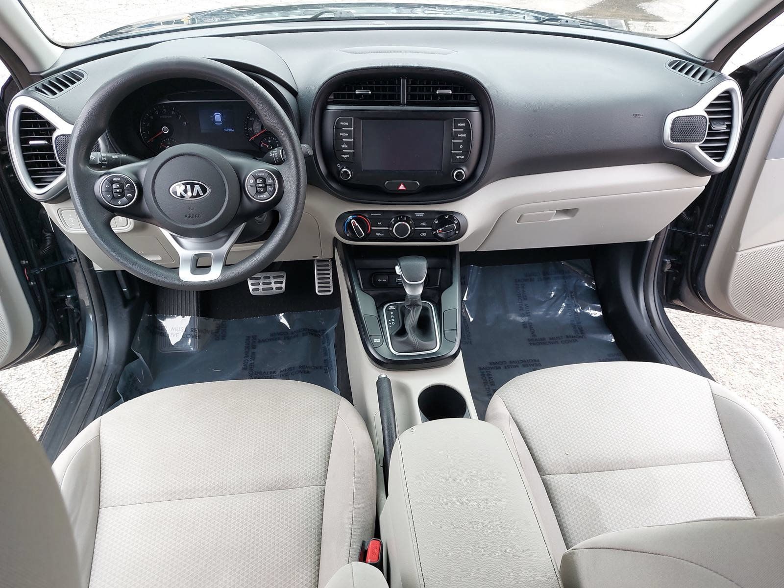 Used 2020 Kia Soul LX FWD image 19