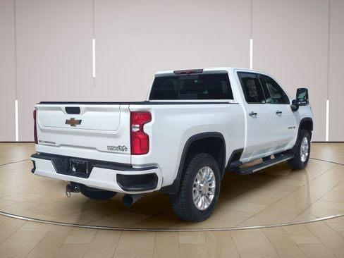Used 2023 Chevrolet Silverado 2500 High Country w/ Safety Package II AWD/4WD image 8