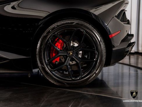 Used 2018 Lamborghini Huracan LP 580-2 image 11