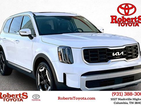 Used 2025 Kia Telluride S AWD/4WD image 1