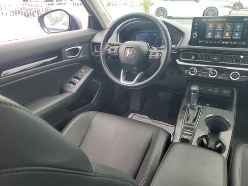 Used 2024 Honda Civic Touring image 17
