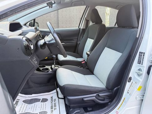 Used 2015 Toyota Prius C Two FWD image 12