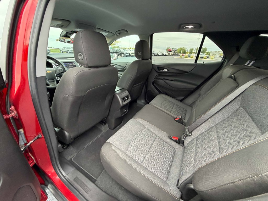 Used 2024 Chevrolet Equinox LT AWD/4WD image 17