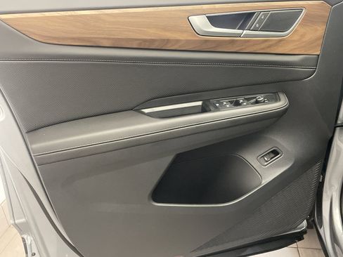 New 2026 Volkswagen Atlas SE image 9